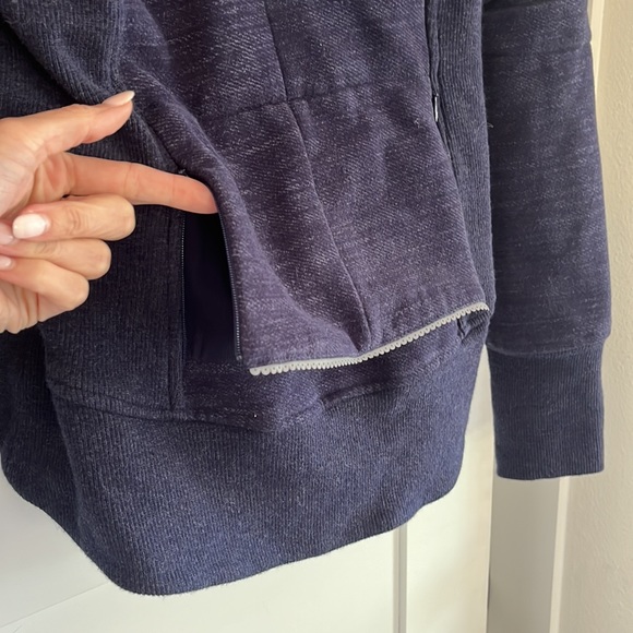 LULULEMON RIDE ON ROCK ON BICYCLE SPECIAL EDITION - Picture 8 of 10